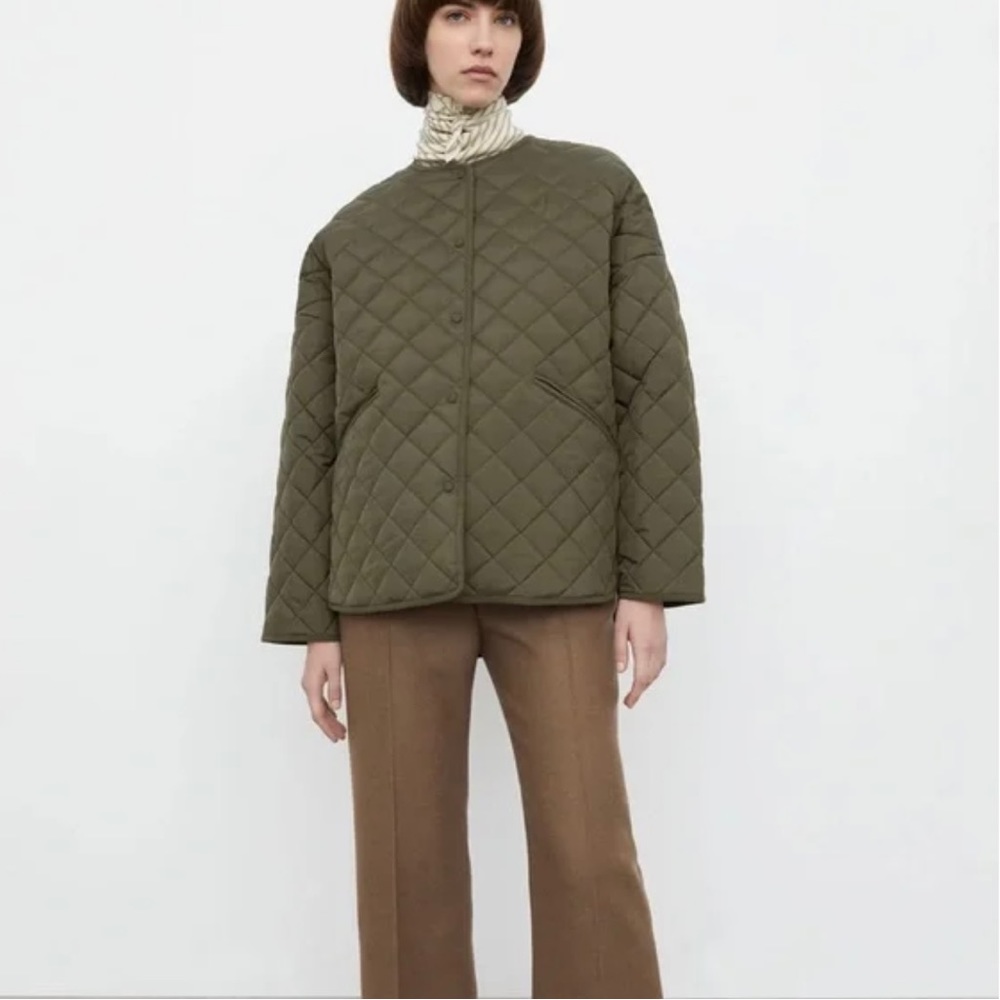 NWT Totême Lightweight Quilted Jacket, 38